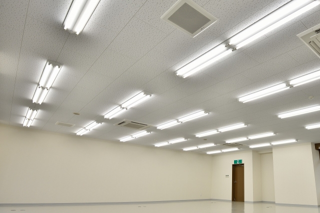 工事不要LED照明」 使っても大丈夫？ | 株式会社エコ・プラン