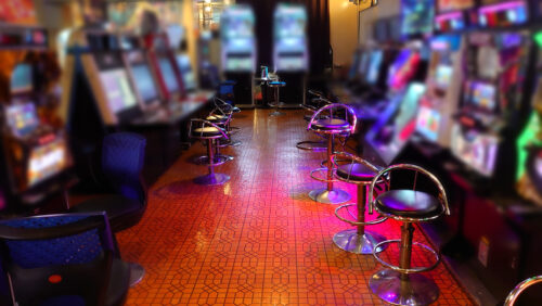 空調機更新工事　遊戯施設／埼玉県