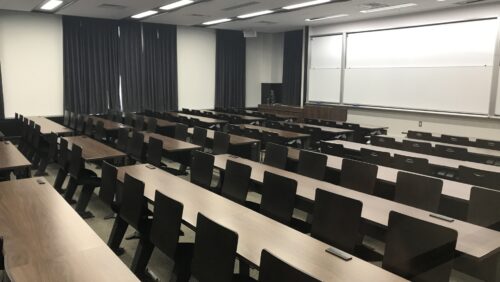 全熱交換器更新工事　大学／神奈川県横浜市