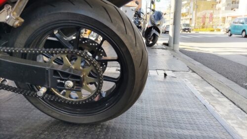 空調機更新工事　バイクショップ／三重県松阪市